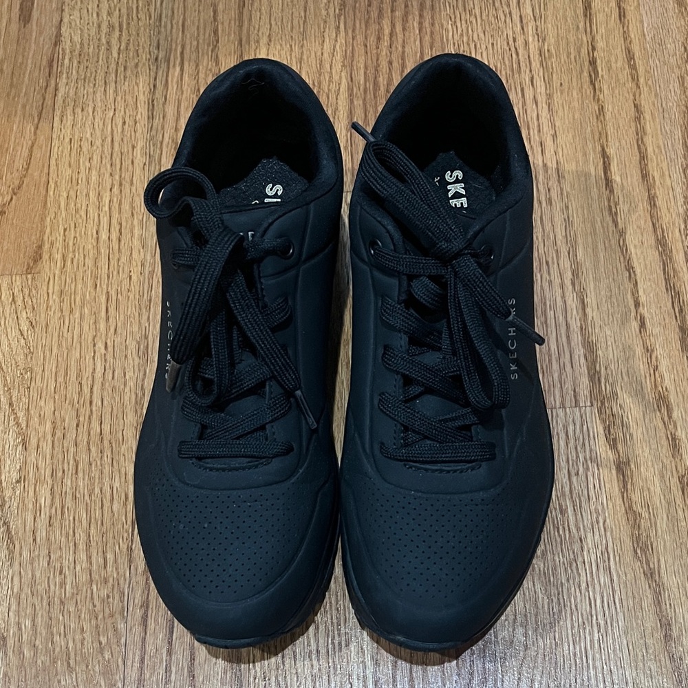 Womens Black Memory Foam Sketchers Sneakers Size 8.5